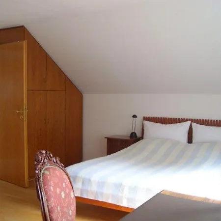 Apartment Am-oelzepark-ferienwohnung